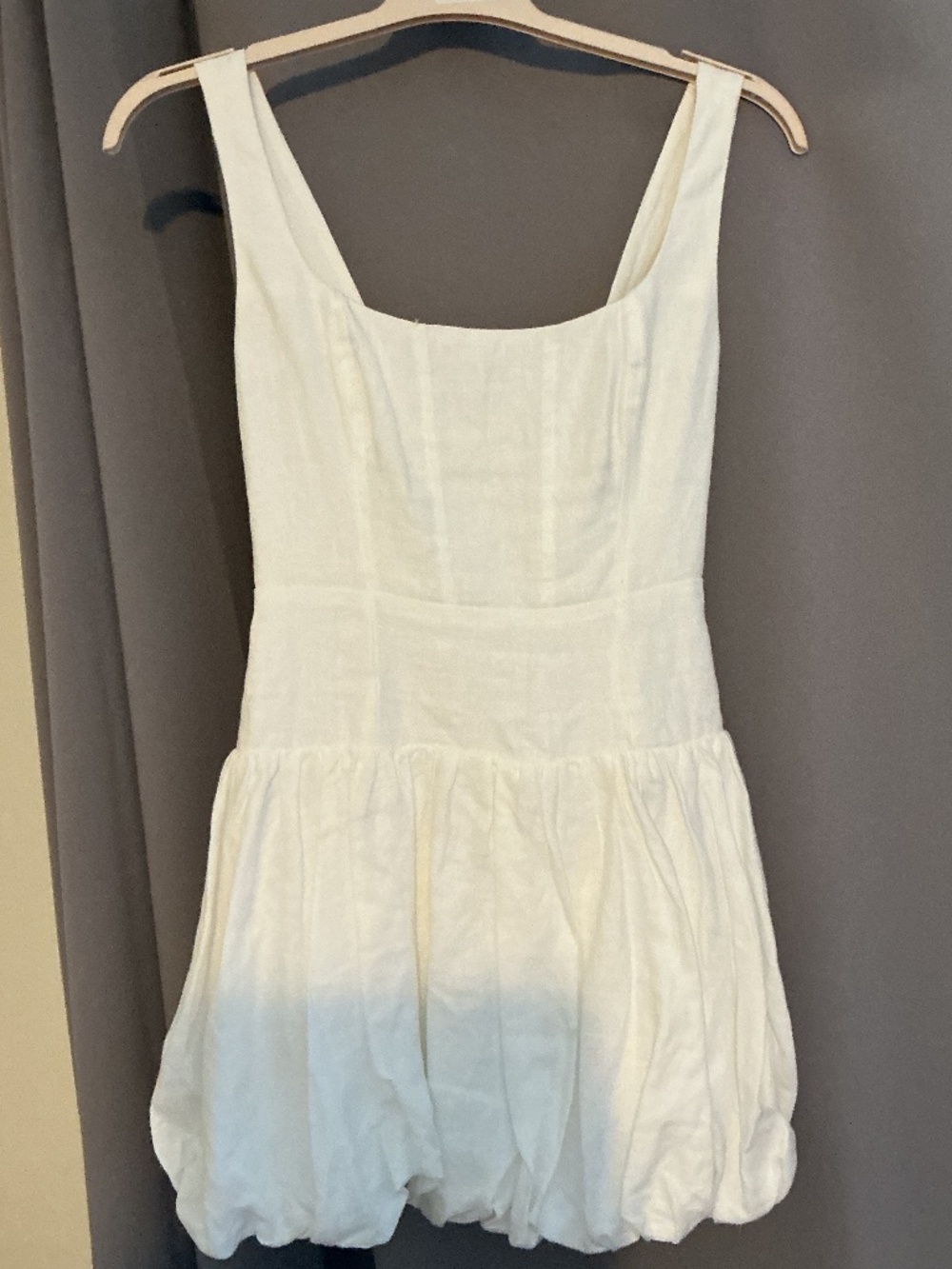 Reformation Dresses - Delia Linen Mini Dress - size 0 - Like New!